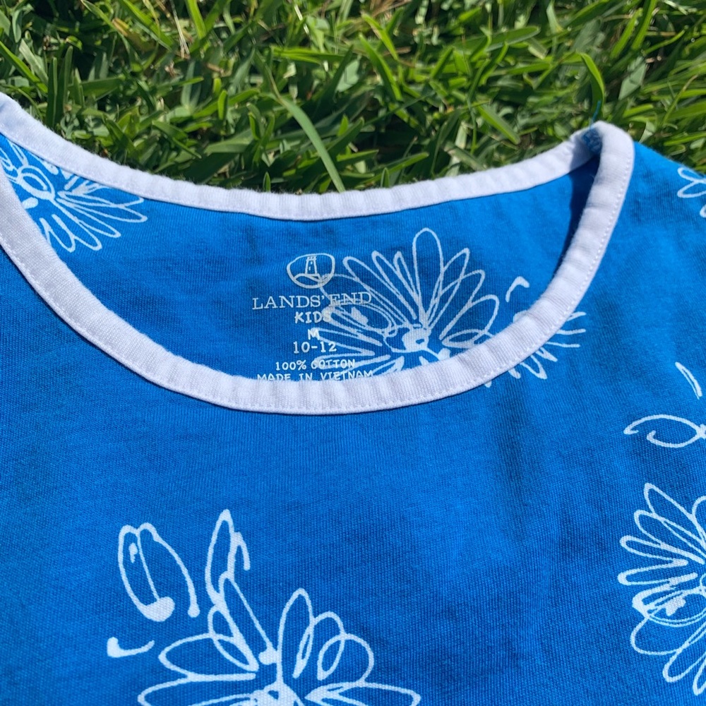 🌸💙👗 Blue Flower Dress for Little Missy - Picture 3 of 7